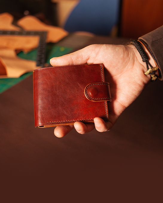 Wallet with data icons